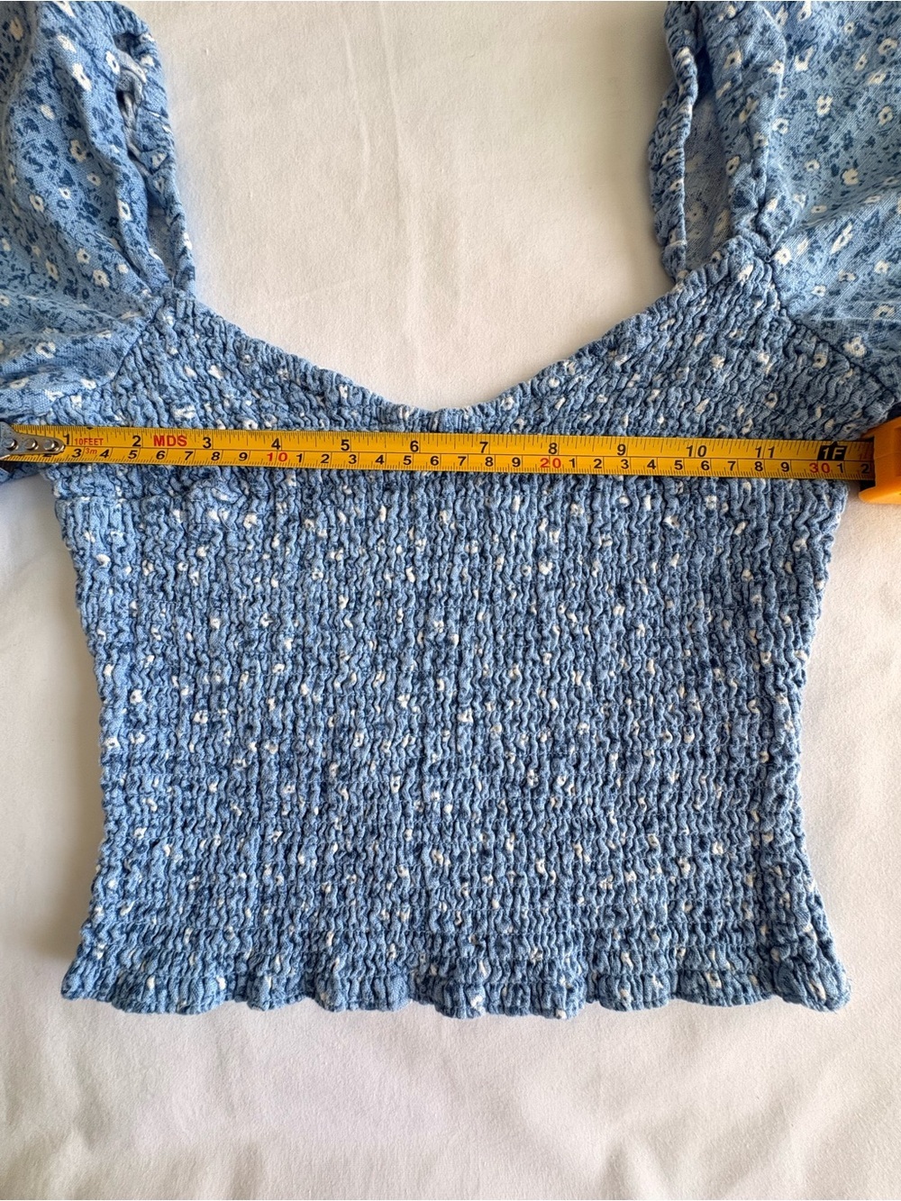 Abercrombie & Fitch Floral Smocked Puff Sleeve Top Size S - Picture 2 of 11